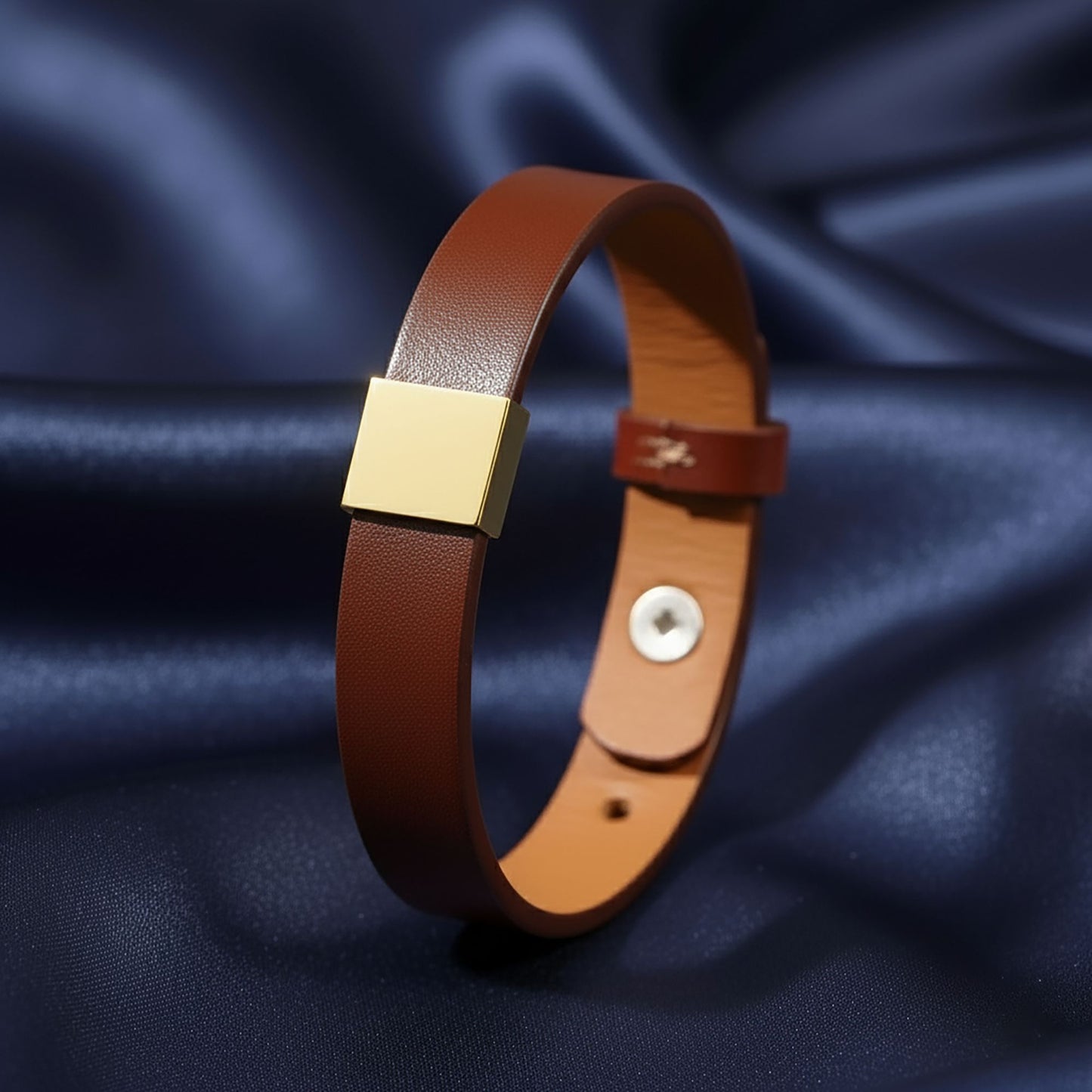 Bracelet Homme Gravé — Le Message Caché | Cuir & Acier